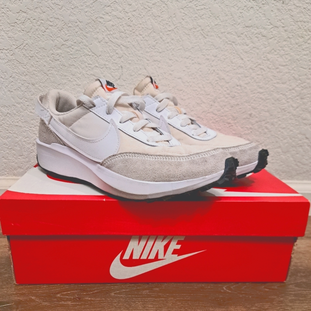 Nike Low Women Sneakers Size 8.5